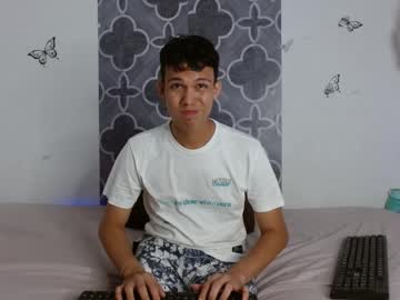 Live gay cam model Diegodakoda_01 streaming now in HD
