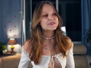 Dierafauxa, 18 years old, I am Elwyna my Goal -- Let's count my fingers with tongue #new #18 #shy #cute #petite [0 tokens remaining], webcam photo