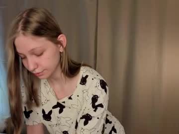 Dollyburruss, 18 years old, Goal - Do you like my new pajamas?? My name is Emilia. #new #shy #18 #teen #young [0 tokens remaining], webcam photo