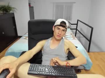 Dominic_radccliffe big cock cam stud 22 yrs streaming live