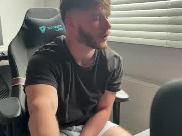 Muscle cam star Dtr_juts, 18 yrs