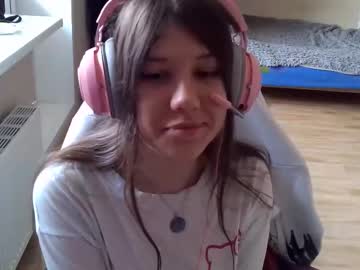 Dustimedearis, 18 years old, Send blow kiss #shy #teen #cute #new #18 [9 tokens remaining], webcam photo
