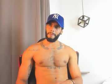 Muscle cam star Dwaynehoff, 26 yrs