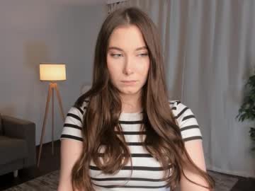 Eadlinballester, 18 years old, GOAL should I raise my shirt??? #18 #teen #new #shy #bigboobs [103 tokens remaining], webcam photo