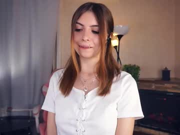 Earthadobb, 18 years old, Goal - Do you want to see my piercing closer to camera?   | Hello! I'm Emma #18 yo! I'm #new here, have #piercing, #shy #teen [21 tokens remaining], webcam photo