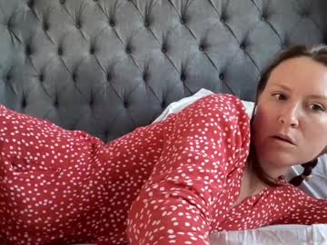 Eatmypie69 • milf37y • British • public