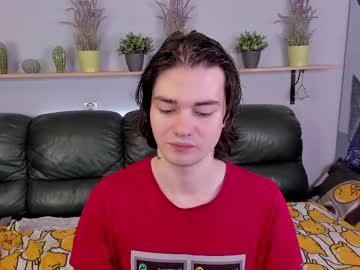 Edgar_luck, 21 years old, slap 20 times ass naked in doggy [350 tokens left] #18 #femboy #twink #teen #cut #gay, webcam photo