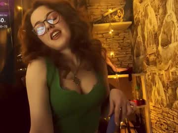 Edithafarro, 22 years old, GOAL: squeeze and shake my booobs [46 tokens remaining] Stretch with me or stretch me out? ;) #smoke #new #redhead #c2c #joi, webcam photo