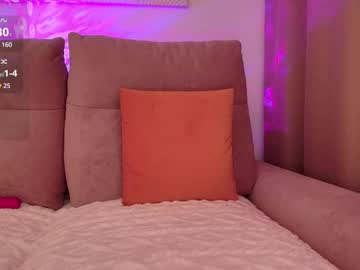 Live cam performer Edwina_paradise streaming now