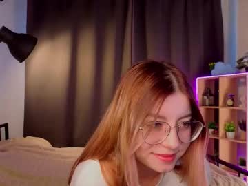 Eldaburks, 18 years old, Goal: Soft touch choke me ?Hi guys! I'm here #new my name is Alice, I'm #18 #shy #teen #young #lovense [19 tokens remaining], webcam photo
