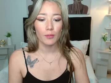 Feet Cams Live model Eliiih_, age 25 streaming Foot Fetish VR