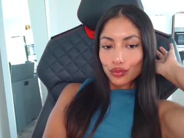 Ella83921, ?Goal: Fuck me? #petite #18 #latina #skinny #shy [1195 tokens remaining], webcam photo