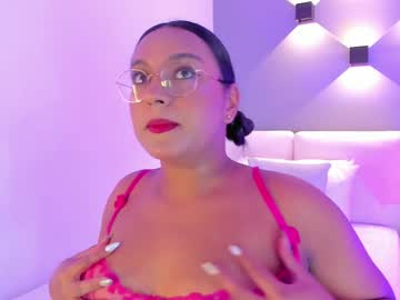 Feet Cams Live model Ellamontoya, age 22 streaming Foot Fetish VR