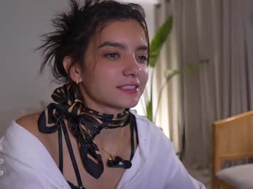 Ellelure_ • smalltits23y • In the sky • public