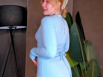 Ellya_castro, 18 years old, GOAL: Take off your top [80 tokens remaining] Welcome to my room! #german #slut #young #daddysgirl #new, webcam photo