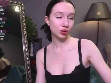 Best Female Sex Cams model Elowstar, age 19 live now