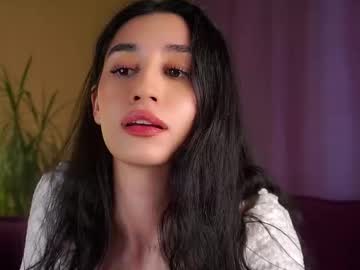Elvabreed, 18 years old, GOAL: Show my tongue^^  <3 [10 tokens remaining] Reach my goal my hero!  #natural #new #teen #cute #18, webcam photo