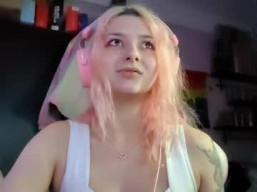 Emeldamctee, 18 years old, 1Day*Goal: Wanna see my outfit today?  #teen #18 #young #cute #new [46 tokens remaining], webcam photo