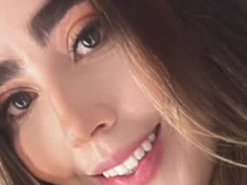 Emi_royse • pvt • in your dreams • public