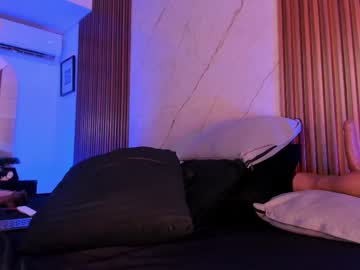 Hairy cam model Emiilycollins1, 20 yrs live now