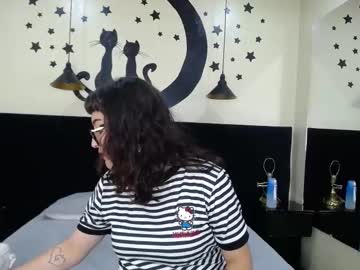 Emily_amatista, 25 years old, show feet [17 tokens left] #latina #tattoo #new #18 #smalltits, webcam photo