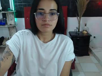 Emily_bazan, Naked? [100 tokens remaining]  #latina #bigtits #young #lesbian, webcam photo
