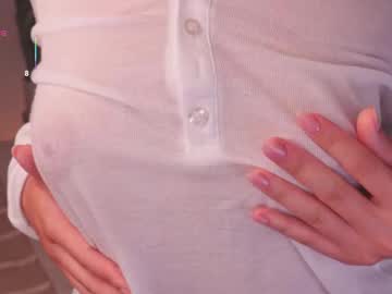 Emily_johnson1, 99 years old, doggy style without panty [599 tokens left] !! #latina #lovense #young #skinny #twerk, webcam photo