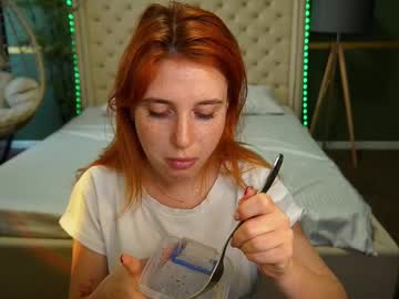Emilyfoxxi, 25 years old, Hello everyone, let's enjoy each other ^^ #bigass #redhead #daddy #young #deepthroat, webcam photo