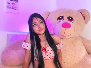 Emilylittle___, 18 years old, GOAL: Sexy Dance [252 tokens remaining] Welcome to my room! #18 #shy #new #skinny #teen, webcam photo