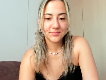 Emmakj_, 99 years old, Hey friends, I'm back! Let's have new adventures :) - Goal: Full naked #new #nonude #young #shy #feet, webcam photo