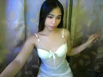 Skinny Asian cam girl Enchantresstgirl | 21 yrs live in HD