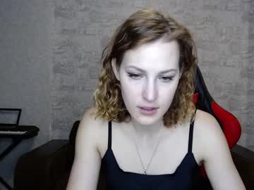 Erdbeeren_mit_sahne • striptease25y • Earth • private