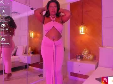 Eroticalana_, 22 years old, ?Sexy #ebony #bigboobs #curvy #new #bignipples [2000 tokens remaining], webcam photo