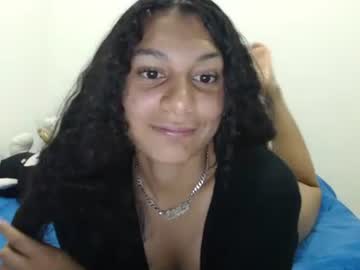 Estrella_2909, Topless [25 tokens left] #latina #new, webcam photo