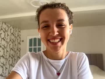 Eufemiaboulais, 18 years old, goal: show the tongue #shy #18 #new #teen #cute [24 tokens remaining], webcam photo