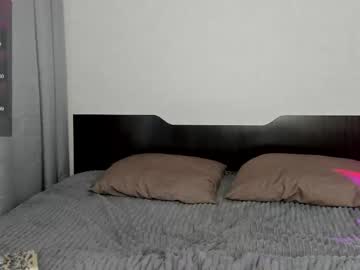 Squirting cam girl Evablisss age 22 yrs live now