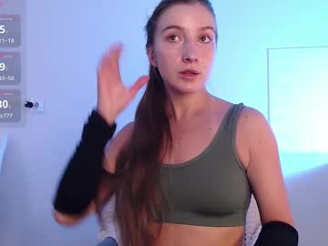 Muscle cam star Evahailey_, 24 yrs