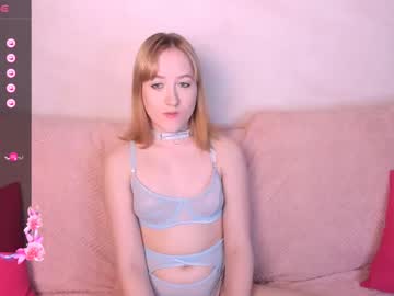 Catch me live as Evameowww, age 19 yrs in premium male cam shows