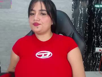 Squirting cam girl Evemilk age 25 yrs live now