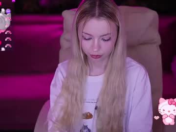 Evistarr, 21 years old, GOAL: ?make kitten happy?? [395 tokens remaining] Welcome to my room! #blonde #lovense #new #skinny #18, webcam photo