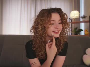 Eyeseva, 18 years old, GOAL: show my little feet [24 tokens remaining] The sexiest girl here. Can we reach 10 thumbs up? #new #18 #lovense #teen #young, webcam photo