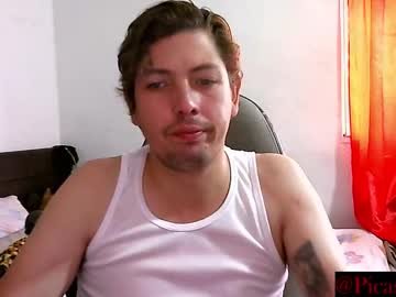Live gay cam model Eyesgreenman24 yrs streaming now in HD