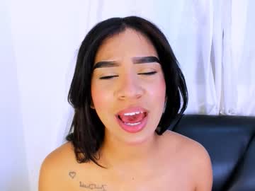 Squirting cam girl Fernada_brown01 age 20 yrs live now