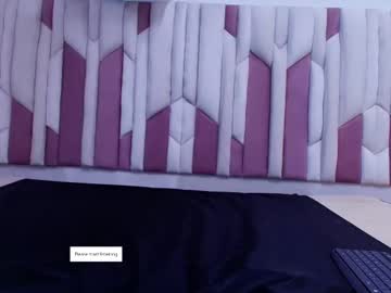 Squirting cam girl Fernanda_diaz_ age 23 yrs live now