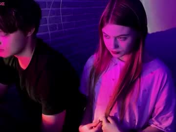 Live cam performer Fetchingcouplee streaming now