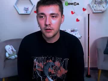 Fin_fire, GOAL: make me happy [68 tokens remaining] Welcome to my room! #boy #music #18 #teenager #singing, webcam photo