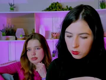 Flora_lee, 22 years old, GOAL: Dance [300 tokens remaining] Welcome to my room! #18 #shy #couple #pvt #teen, webcam photo