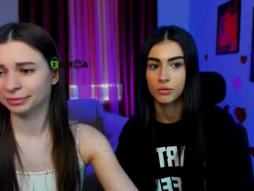 Flora_ri, 20 years old, GOAL: tongue play [777 tokens remaining] ? private is open ? #18 #cute #brunette #nonude #shy, webcam photo