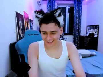 Live cam boy Foxicfu, 20 yrs - Hot Male Cams