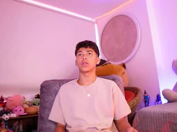 Freddy_lax_, 18 years old, Freddy_lax_'s room #new #bigcock #latino #twink #18, webcam photo